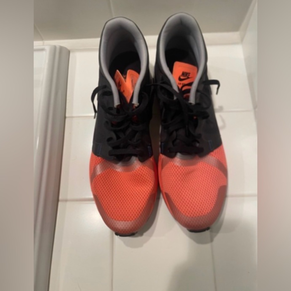 Nike Berwuda Mid QS 'Atomic Orange'